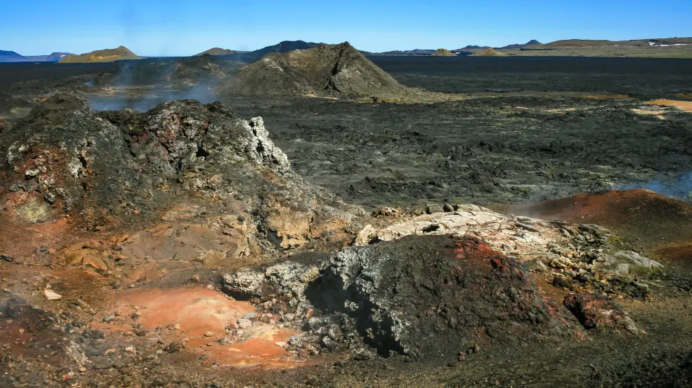 Restos de actividad volcánica reciente en Islandia