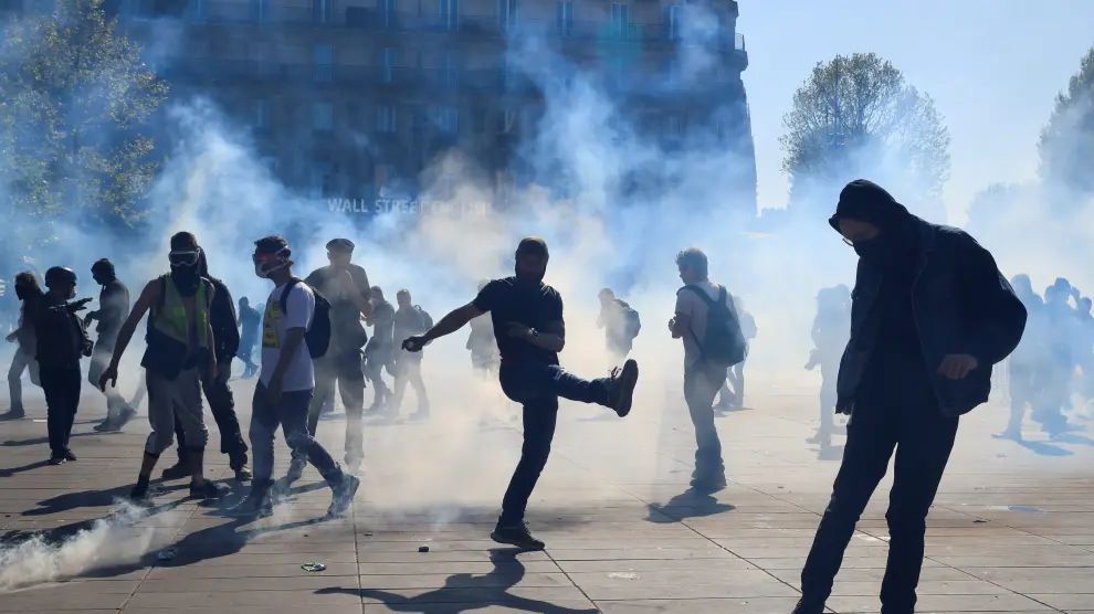 Nueva protesta de los "chalecos amarillos" en París.
