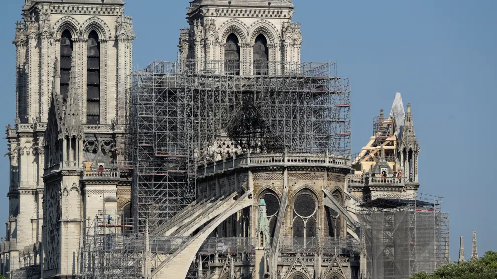 Scaffolding is seen at Notre Dame cathedral in Paris, France, April 20, 2019. REUTERS/Yves Herman [[[REUTERS VOCENTO]]] FRANCE-NOTREDAME/