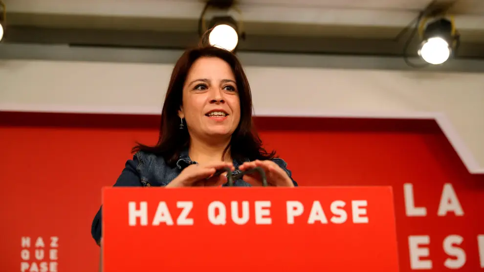 La vicepresidenta general del PSOE, Adriana Lastra, durante su rueda de prensa en la sede del partido.
