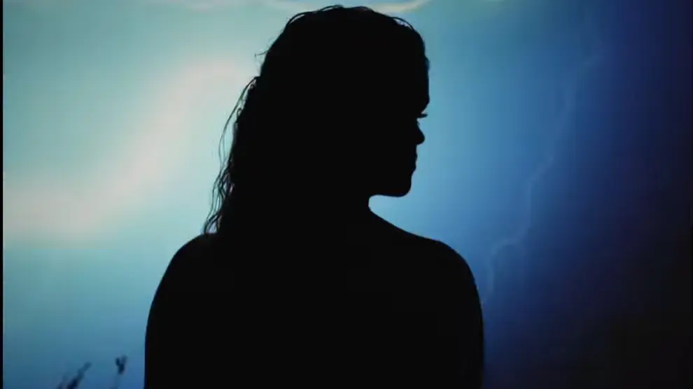 Amaia Romero en una de las escenas del videoclip.