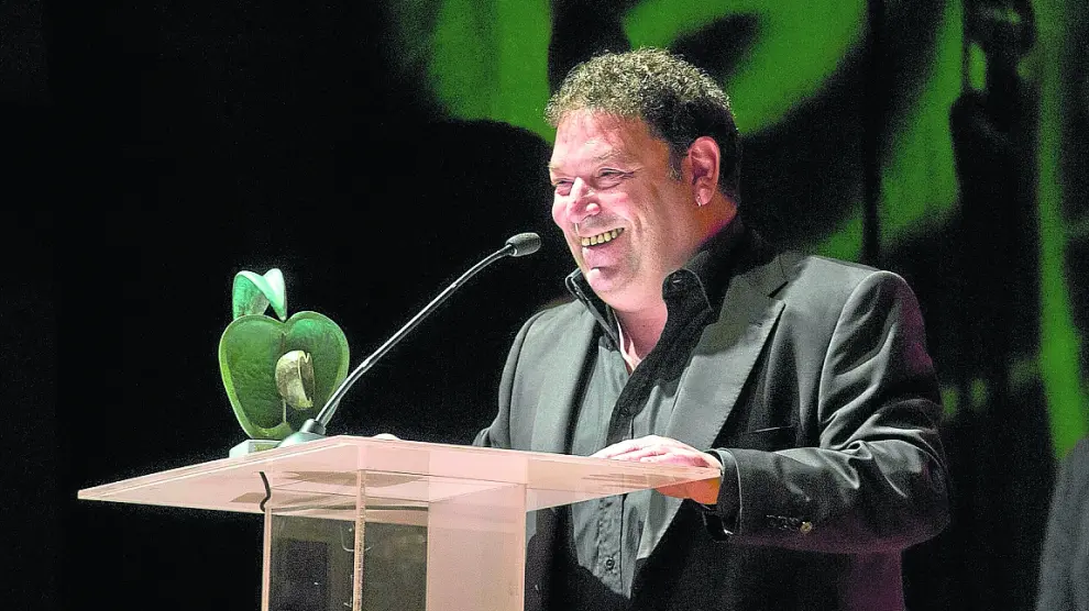 El actor Jorge Asín, durante el acto en el que recibió, ayer, el premio Villa de La Almunia.