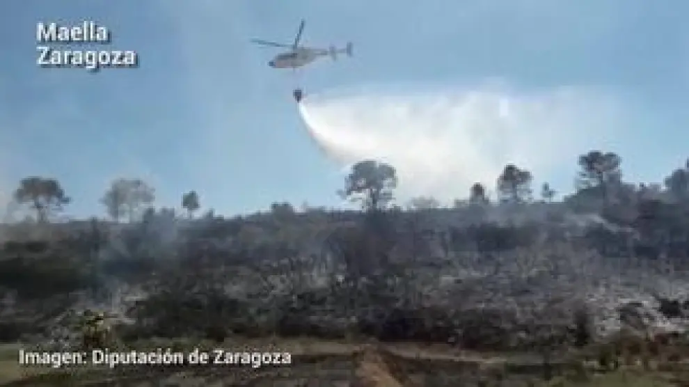 El fuego, que ha arrasado alrededor de dos hectáreas de monte, se ha originado en torno a las 14.30 en una zona de pinos de la localidad zaragozana de Maella. Ha sido controlado por los bomberos de la Diputación de Zaragoza.
