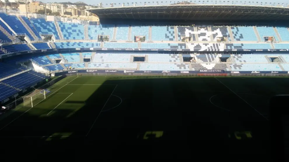 El estadio de La Rosaleda de Málaga, a las 19.30, hora y media antes del inicio del partido Málaga CF-Real Zaragoza.