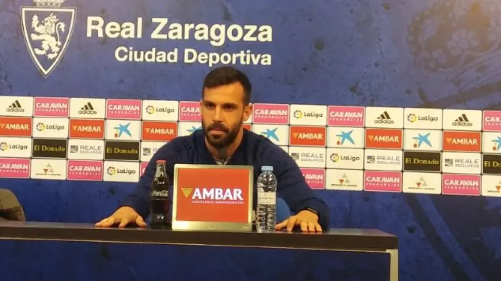 Alberto Guitián, este lunes en rueda de prensa antes del entrenamiento del Real Zaragoza.