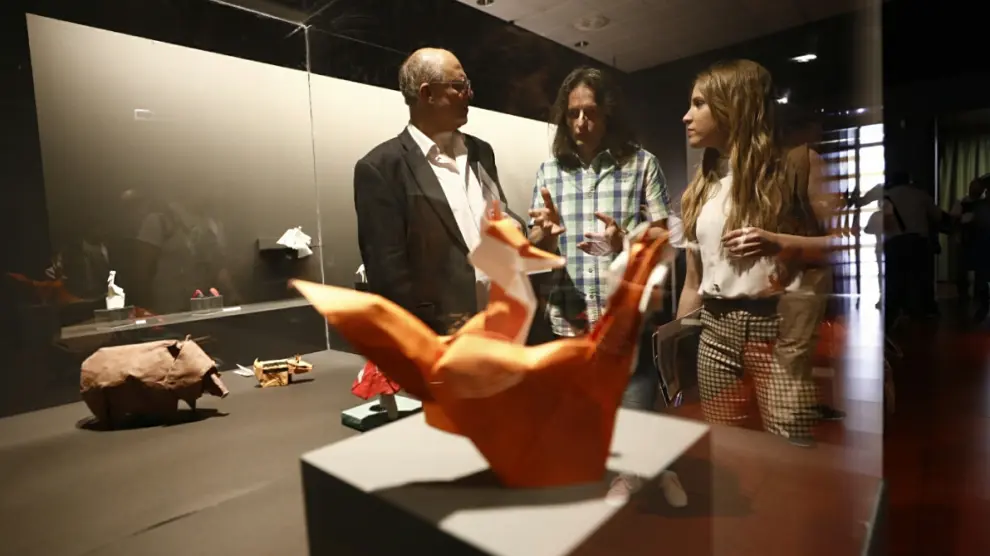 Exposición de Jòzsef Zsebe en el museo del Origami