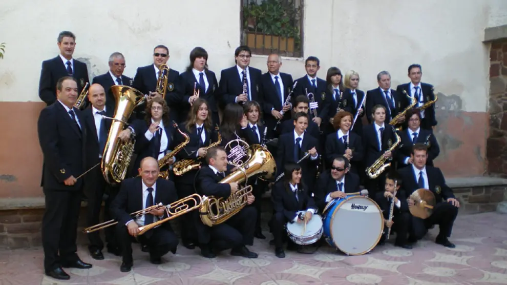 Unas 40 personas componen la Banda Municipal de música de Brea de Aragón.