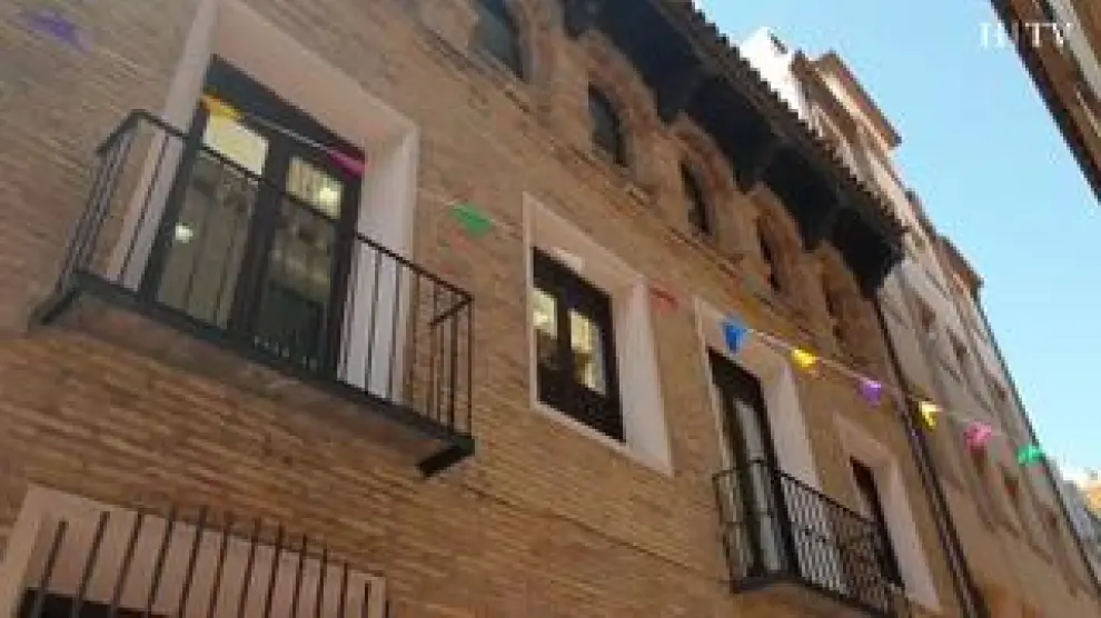 Hace 30 años que este edificio del barrio de San Pablo, catalogado de interés ambiental y del siglo XVI, fue adquirido por el Ayuntamiento de Zaragoza para convertirlo en la sede Sociedad Municipal de Vivienda
