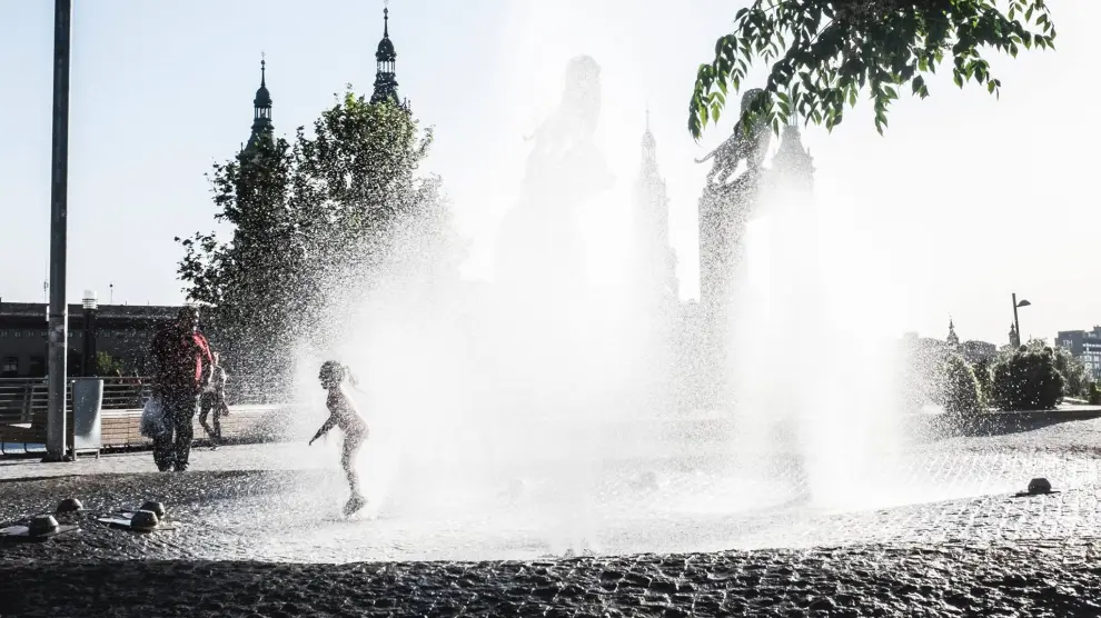 Con la presente ola de calor, esta fotografía de Zaragoza Walkers ayuda a sobrellevar las altas temperaturas.