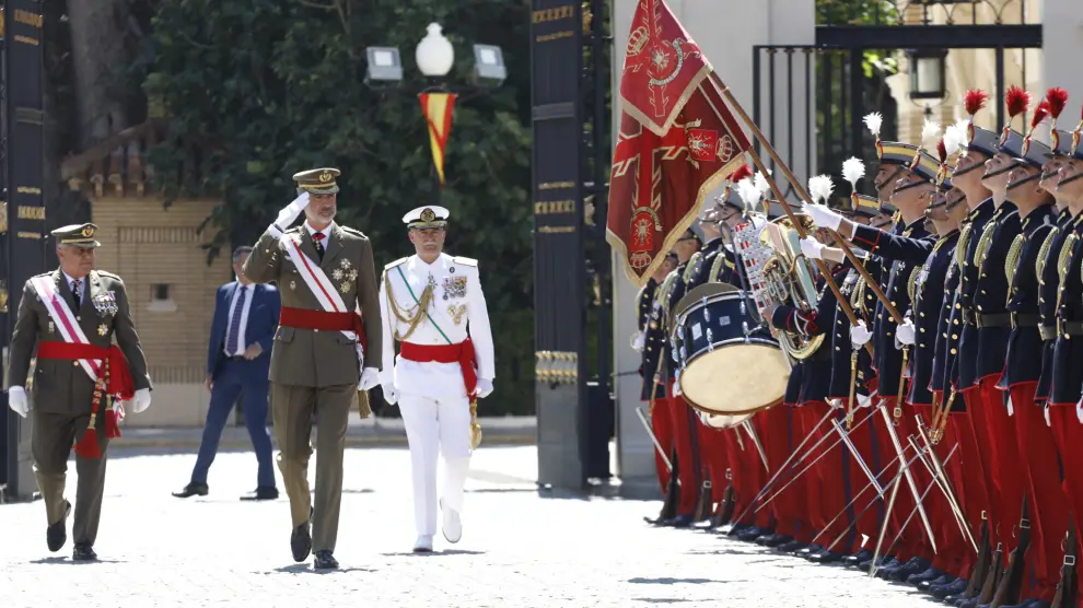 l Rey preside en la Academia General Militar de Zaragoza el acto de entrega de Reales Despachos a los nuevos oficiales del Ejército y de la Guardia Civil