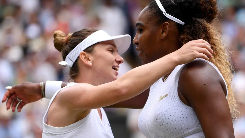 Halep vence a Serena Williams en la final de Wimbledon.