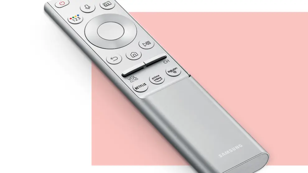 La QLED 8K de Samsung incorpora un sistema que reduce las conexiones y la alimentación a un único cable de la tele a la base