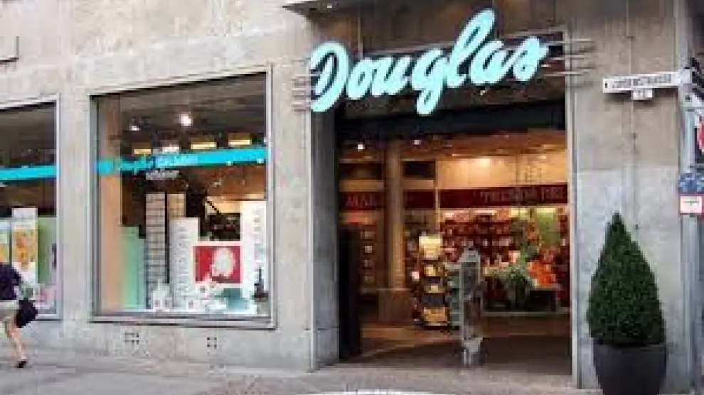 Una de las tiendas de Perfumerías Douglas