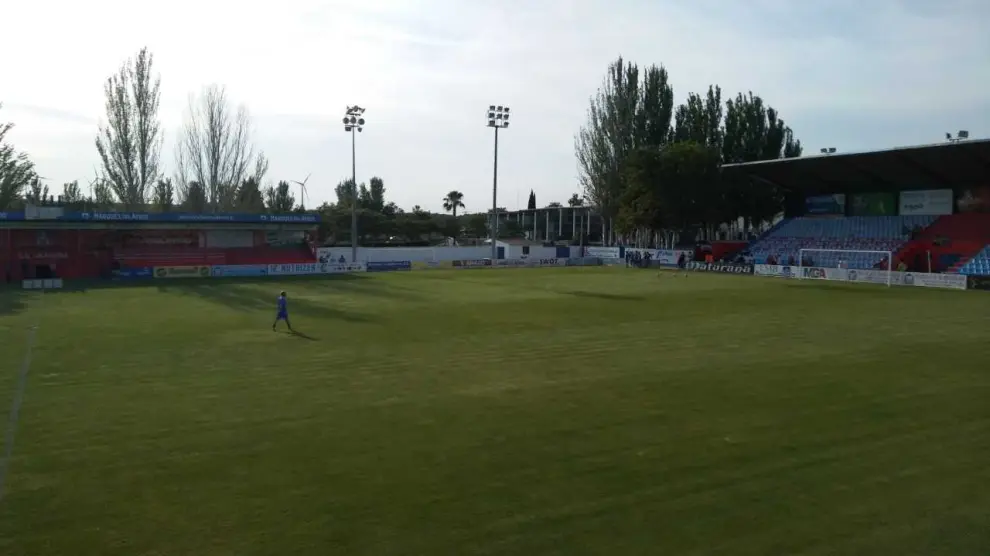 El campo del CD Calahorra, una hora antes del partido.