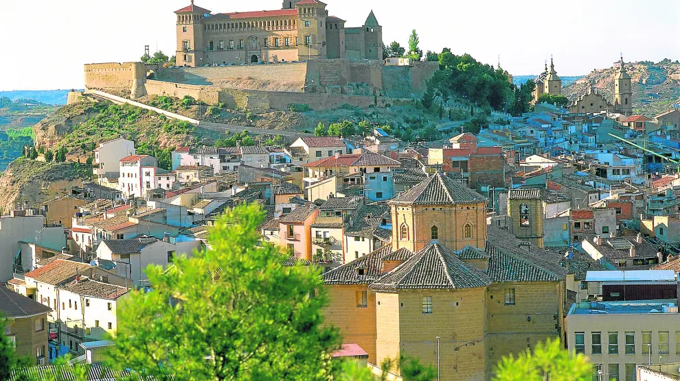 Vista del castillo de los Calatravos,donde está ubicado el parador de Alcañíz, en Teruel, que goza del mayor índice de ocupación de los cuatro aragoneses.