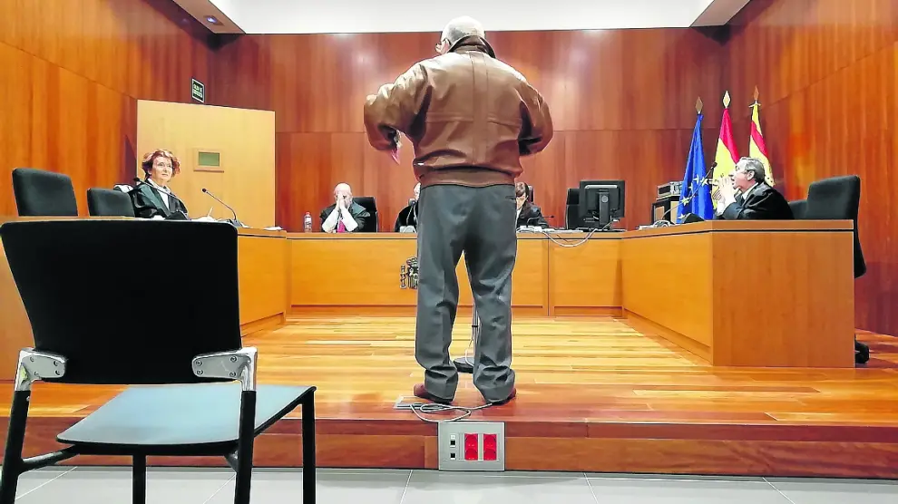El acusado, durante el juicio celebrado a finales de abril en la Audiencia de Zaragoza.