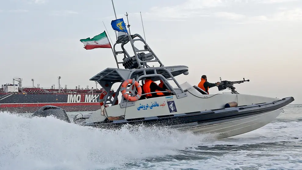 Irán captura otro barco extranjero por transportar combustible de contrabando
