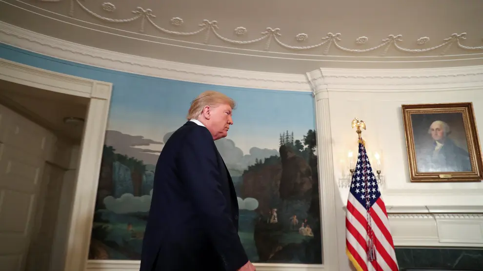 U.S. President Donald Trump arrives to speak about the shootings in El Paso and Dayton in the Diplomatic Room of the White House in Washington, U.S., August 5, 2019. REUTERS/Leah Millis TPX IMAGES OF THE DAY [[[REUTERS VOCENTO]]] USA-SHOOTING/TRUMP