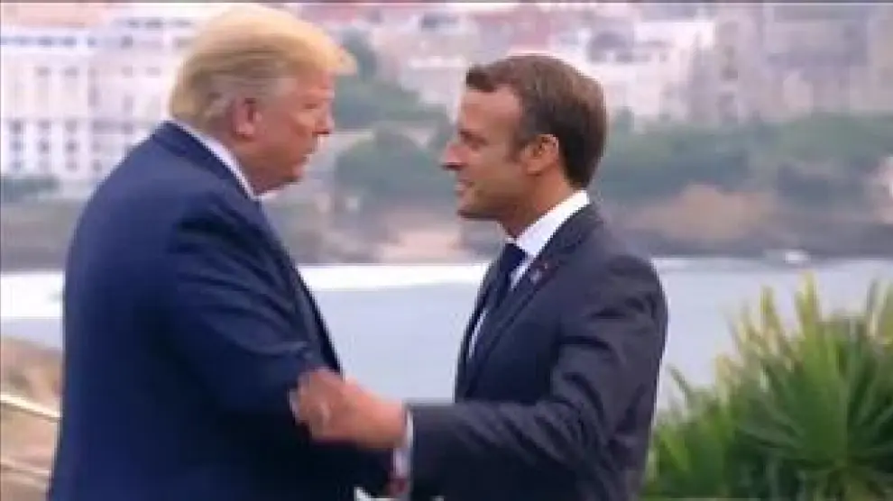 EE.UU., Alemania, Francia, Reino Unido, Canadá, Japón, Italia y algunos países invitados de Emmanuel Macron se reúnen en la 45.ª Cumbre del G7 que se celebra en Biarritz. La reunión comenzó el pasado 24 de agosto cuando el presidente francés recibió a todos los líderes y finalizará el 26.