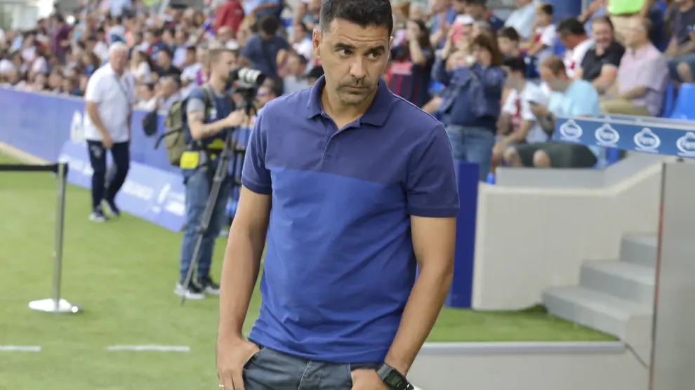 Míchel Sánchez, entrenador de la SD Huesca.