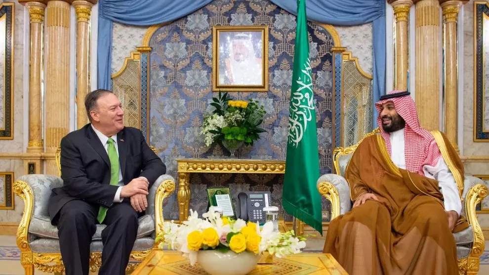 Mike Pompeo en su encuentro con el príncipe Mohammed bin Salman