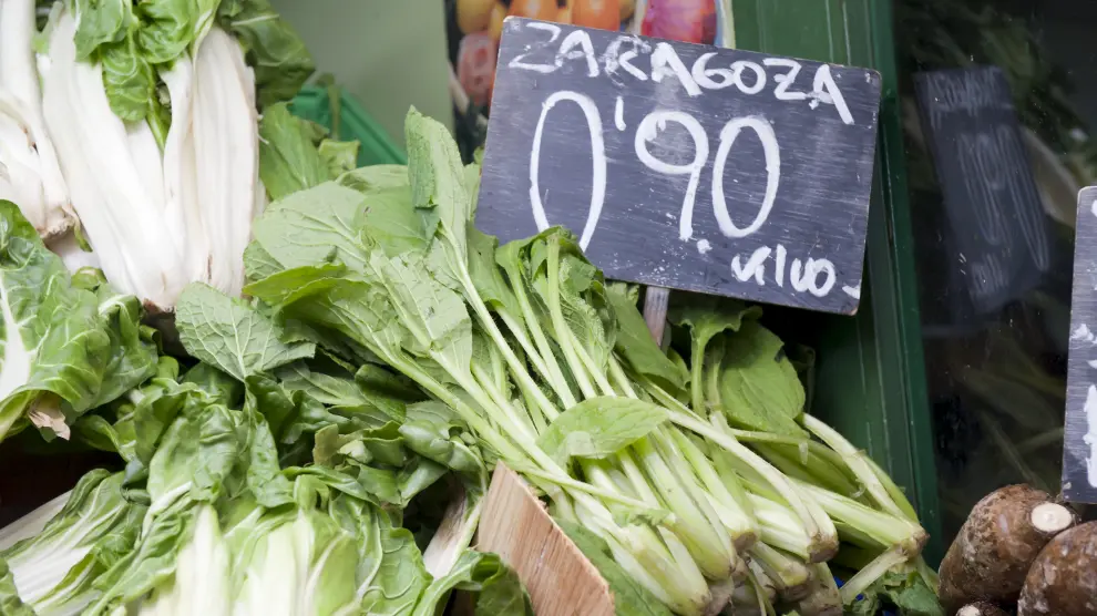 Reportaje de la subida del precio de la verdura en los mercados a causa de las recientes heladas. Mercado Central / 17-02-2012 / Foto: Maite Santonja