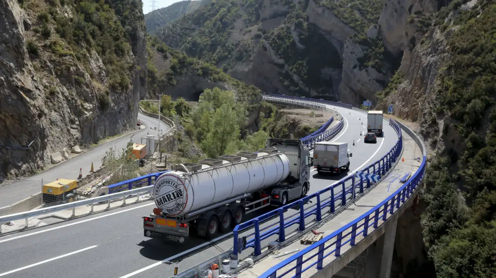 Esta semana se ha abierto uno de los dos carriles del tramo recién remodelado a la altura de Arguis en sentido Huesca.