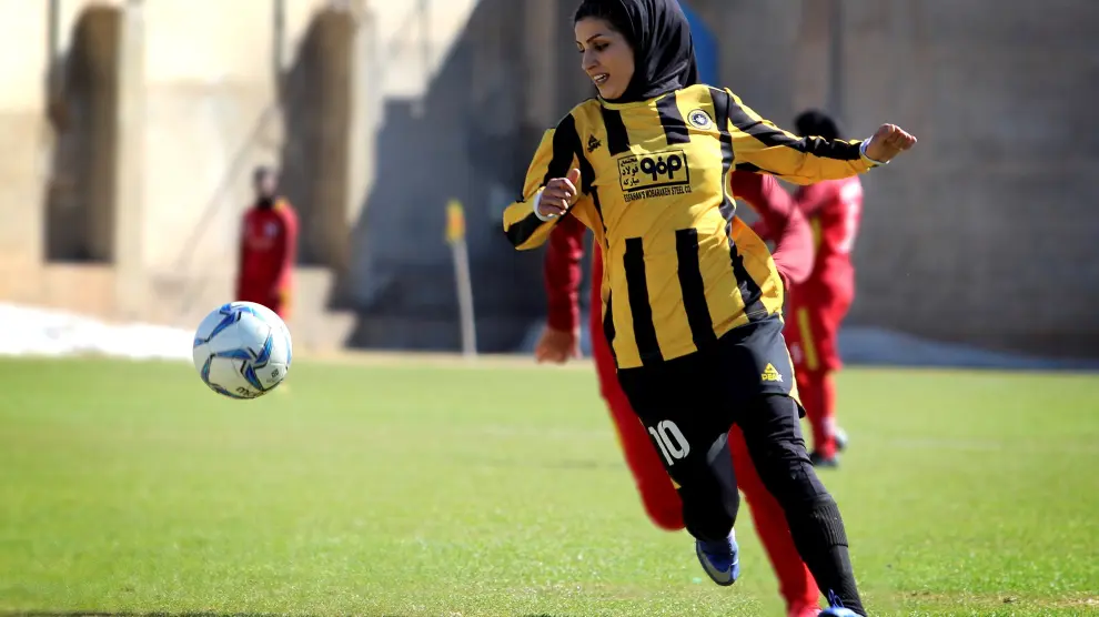 Forugh Murí, jugadora de la selección iraní.