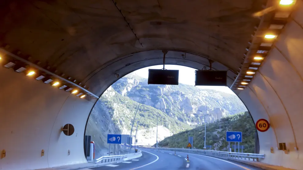 Túnel de Arguis del nuevo tramo de autovía.