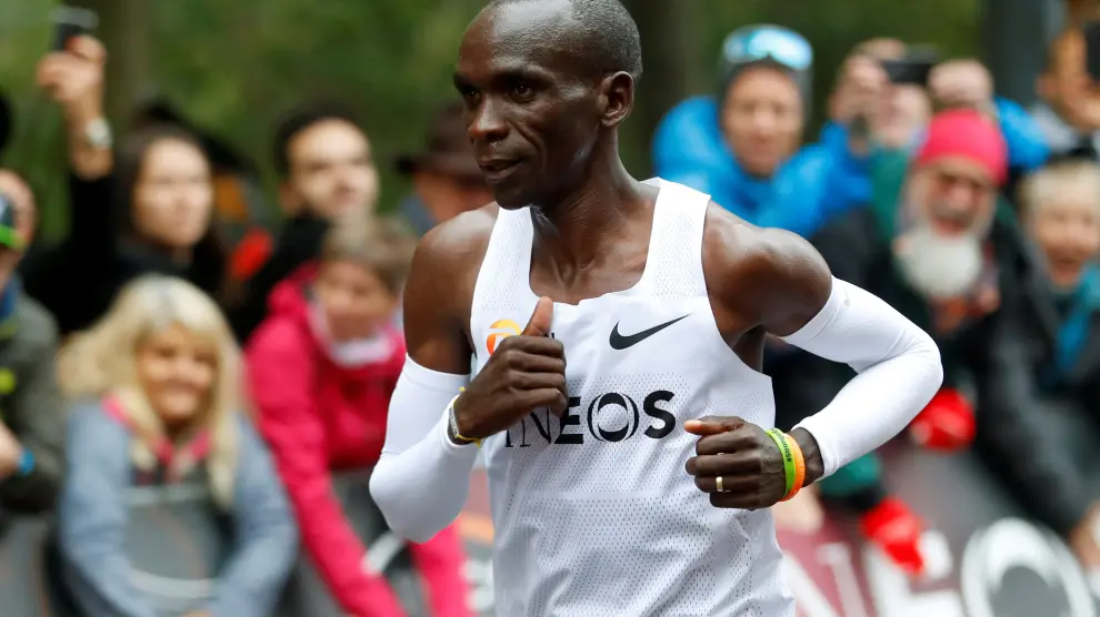 El keniano Eliud Kipchoge,durante el maratón en Viena.