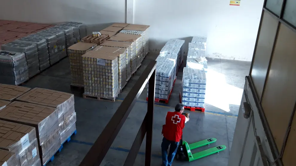 Cruz Roja distribuye 325.409 kilos de alimentos en la provincia de Zaragoza.