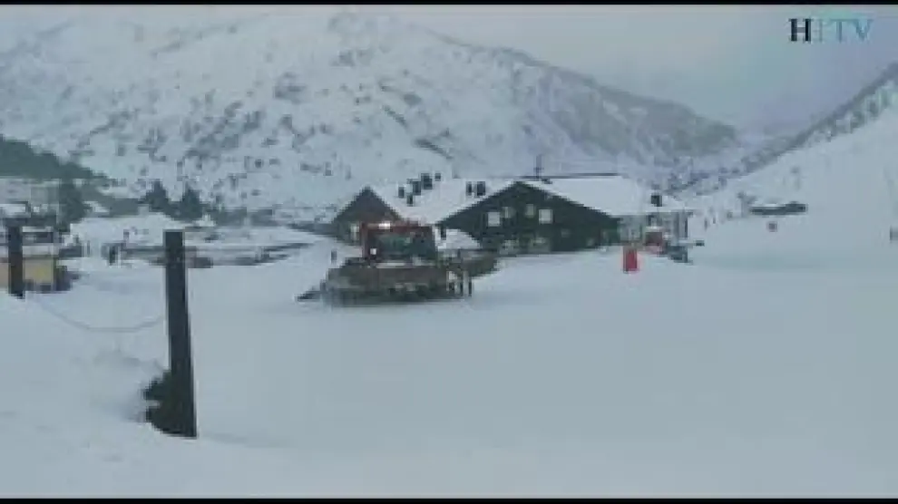 Este fin de semana abren las estaciones de esquí aragonesas. La unión de Astún y Candanchú presentará 60 kilómetros esquiables