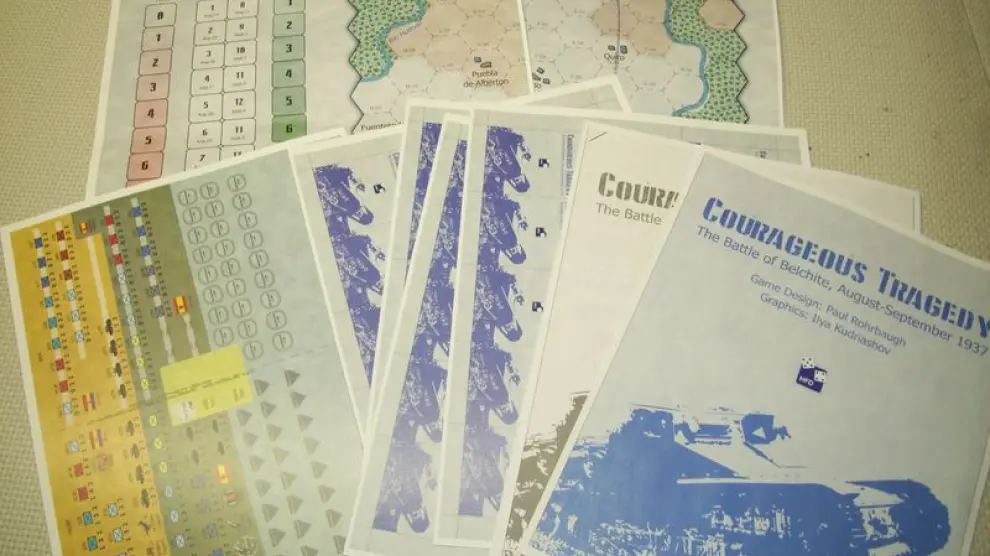Tablero, fichas e instrucciones de 'Corageus Tragedy', juego inspirado en la batalla de Belchite y diseñado por el norteamericano Paul Rohrbaugh