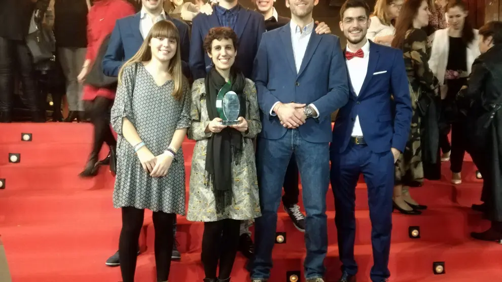 Alumnos y profesores en la gala de entrega de los premios, celebrada en Madrid