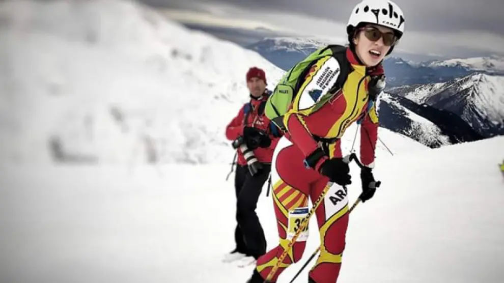 Claudia Valero, una de las esquiadoras que participa.
