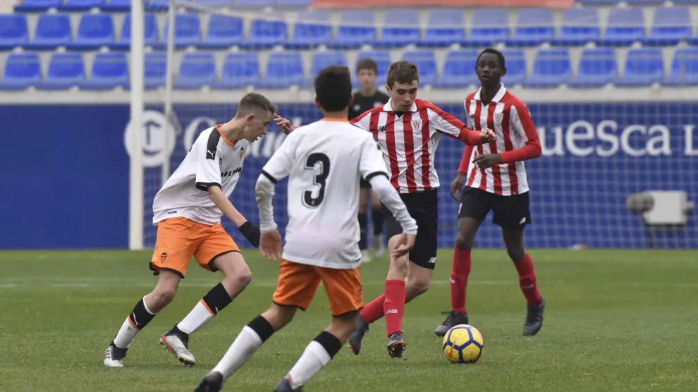 El Valencia se alza con la Aragón Cup por tercera vez consecutiva