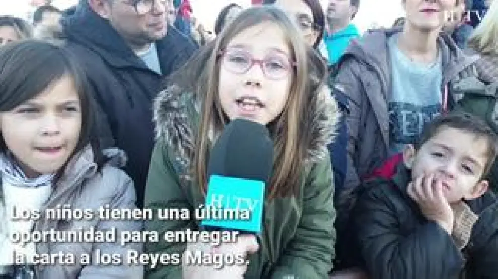 Los niños todavía pueden entregar la carta con sus deseos a los Reyes Magos en la cabalgata de Zaragoza