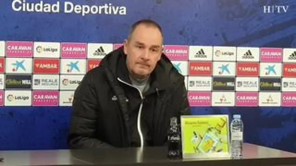 El entrenador del Real Zaragoza, Víctor Fernández, ha hablado en rueda de prensa sobre el próximo fichaje del equipo, André Pereira.