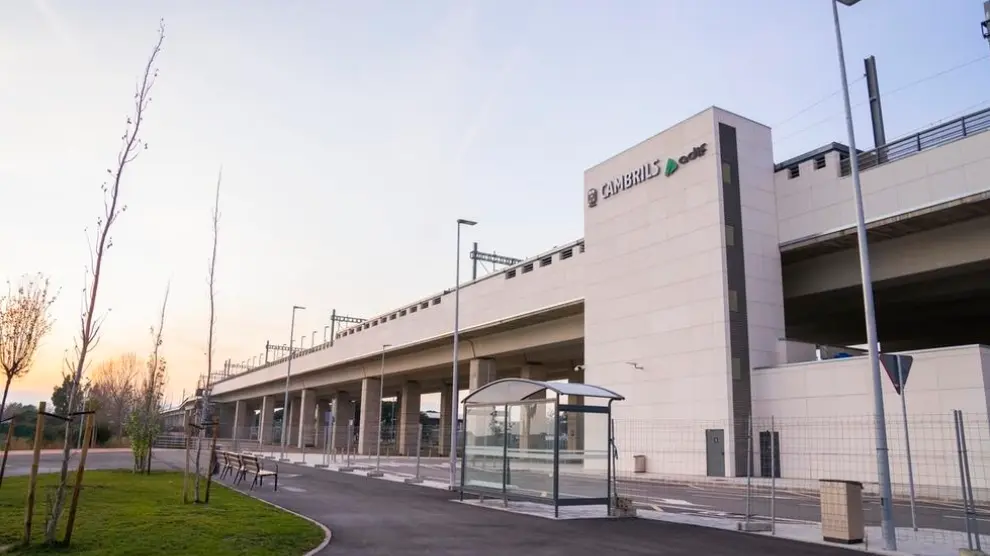 La nueva estación de tren de Cambrils abrirá el próximo lunes.