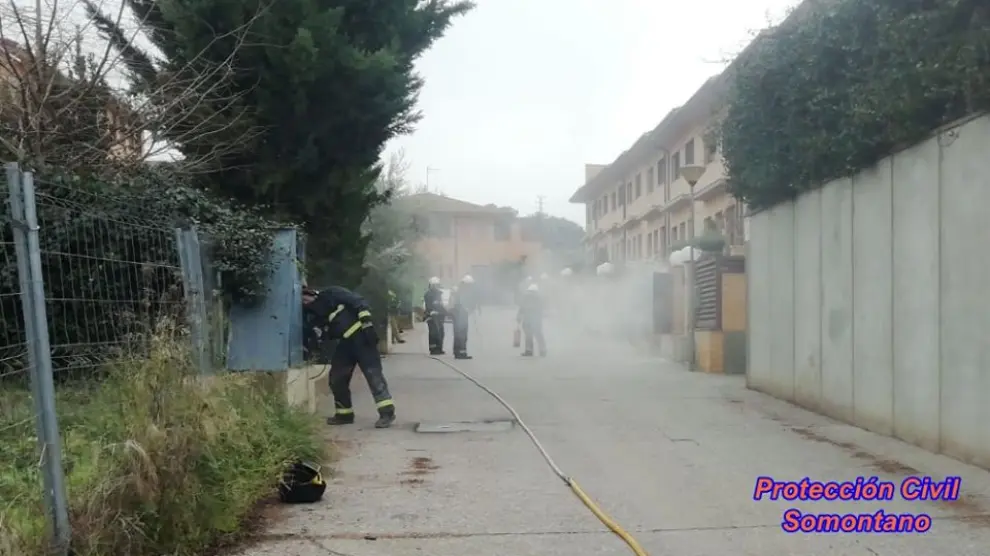 El incidente ha obligado a actuar a los bomberos de Barbastro.