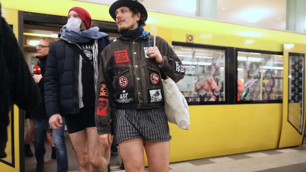 Día sin pantalones en el metro.
