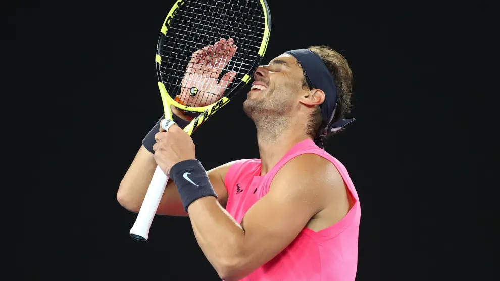 Tennis - Australian Open - Second Round - Melbourne Park, Melbourne, Australia - January 23, 2020. Spain's Rafael Nadal celebrates winning the match against Argentina's Federico Delbonis. REUTERS/Kai Pfaffenbach [[[REUTERS VOCENTO]]] TENNIS-AUSOPEN/