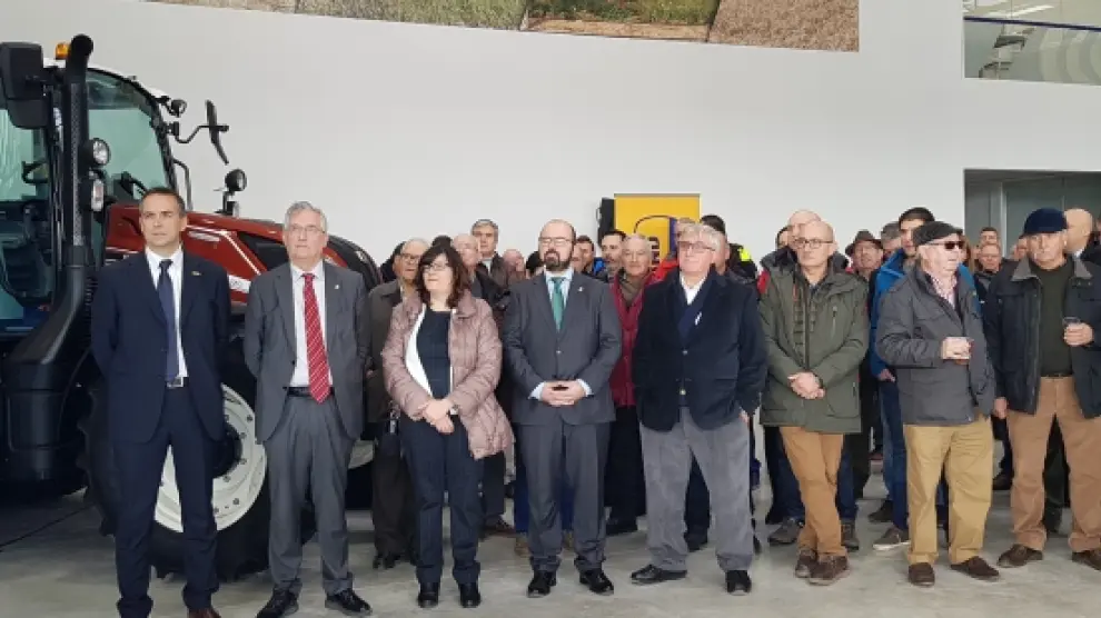 Olona ha asistido a la inauguración de las nuevas instalaciones de Agromecánica en Cariñena