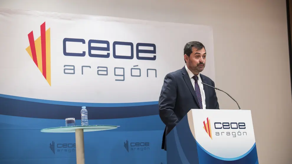Ricardo Mur, presidente de CEOE Aragón, cree que muchas empresas no podrán asumir el coste de la subida del salario mínimo