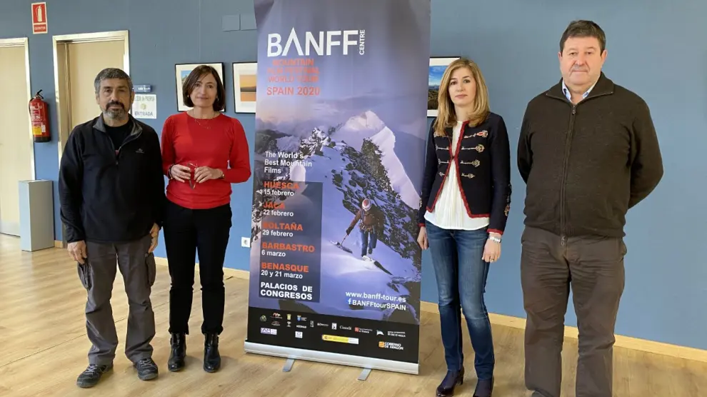 Jesús Bosque, Ana Escartín, Belinda Pallás y José Masgrau, en la presentación del BANFF Mountain Film Festival World Tour Spain