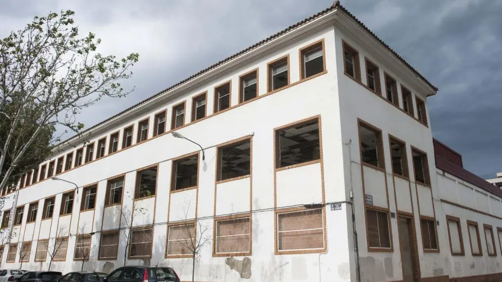 Así sueñan el futuro de la antigua fábrica de Giesa los vecinos de Montemolín