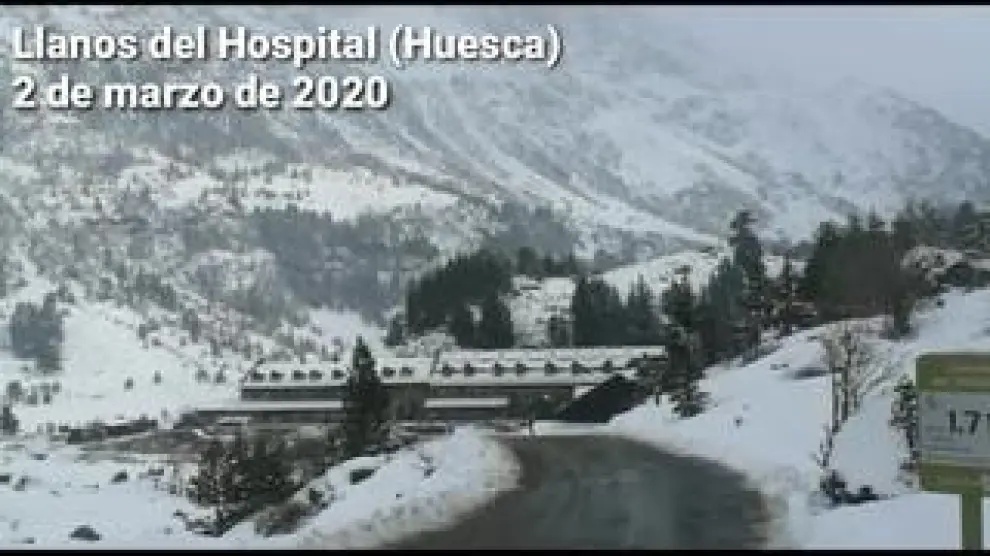 La Agencia Estatal de Meteorología (Aemet) anuncia para este lunes en Aragón nevadas en el Pirineo, donde la cota bajará de 1700-2000 metros a 700 metros y viento del oeste y noroeste moderado a fuerte con rachas muy fuertes.