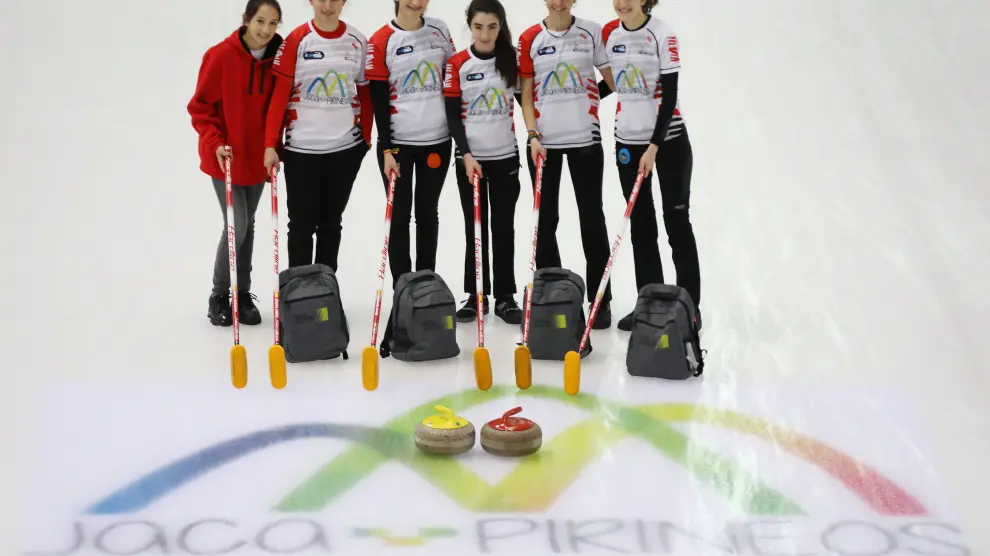 El CH Pirineo Curling sella su pase a semifinales