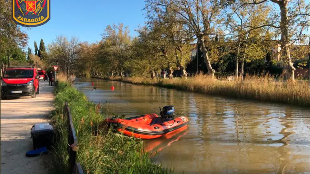 Los Bomberos recuperan el cuerpo de un hombre desaparecido en el Canal