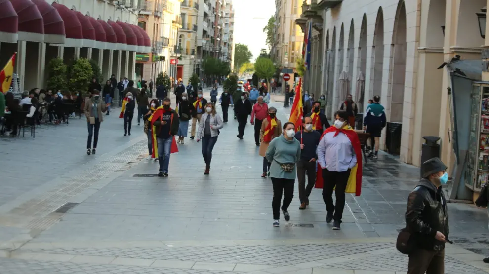 Marcha por los Porches de Galicia en Huesca.
